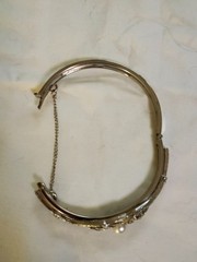 Vintage 1950’s-1960’s signed ART silvertone hinestone bracelet