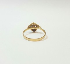 VINTAGE ONYX AND CUBIC ZIRCONIA 18K YELLOW GOLD RING SIZE 7