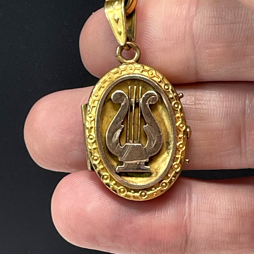 Antique Victorian W .& S. Blackinton Company Gold Filled Locket & Lyre Design