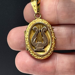Antique Victorian W .& S. Blackinton Company Gold Filled Locket & Lyre Design