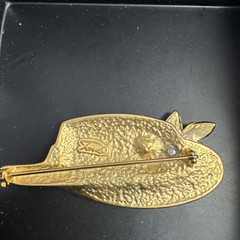 Vintage Signed Tona Hat Brooch Satin Gold Tone Bow Clear Rhinestone Hatband