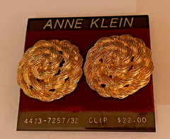 Vintage Anne Klein Gold-tone textured Multi Strand Rope Design clip-on Earrings.