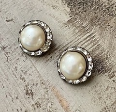 Vintage Pearl Clear Crystal Round Stud Button Cabochon Clip On Earrings 3/4”