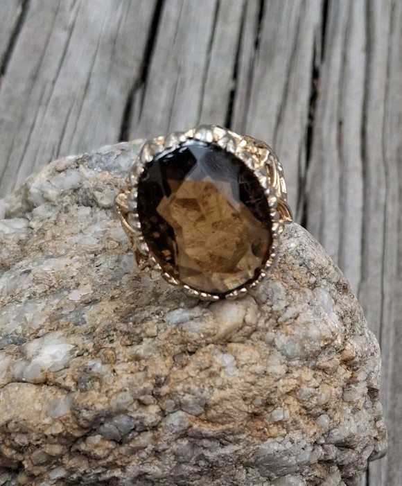 Vtg Cocktail Statement Ring 18k Electroplate Size 7 Costume Jewelry