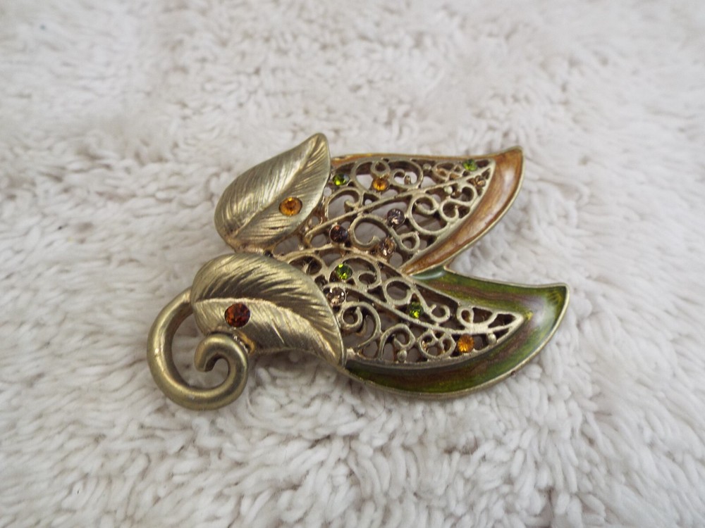 KC Goldtone Rhinestone Green Brown Filigree Leaf Pin (B15)