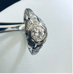 Vintage 18K White Gold Art Deco Diamond Ring size 6 ornate milgrain