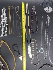 Vintage Modern Fashion Designer Jewlery Lot 3 Lbs Monet 30+ Necklace U54