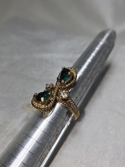 Vintage NOS 18K H.G.E. Ring Size 5 Emerald Green Rhinestone Braided Rope Design