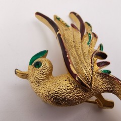 Vintage Bird Of Paradise Brooch Gold Tone Red Green Enamel Rhinestone Tropical