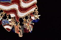 Patriotic American Flag Rhinestone Dangle Brooch Red White Blue USA Pin Bin7