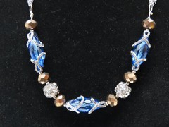 Vintage Signed Vera Wang Necklace Beaded Crystal Glass D5377