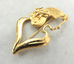 Lady Remington Feb 2000 Brooch gold Tone