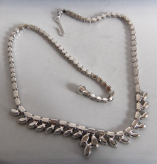 Vtg Signed B David Necklace Bracelet Earrings Set in Box w/Pamphlet Green Clear