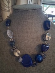 Vintage 90s chunky shades of blue lucite bead necklace. Irregular shaped beads
