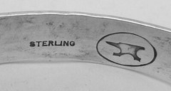 Vintage Hand Hammered Sterling Silver Artisan Studio Made Bangle Bracelet 27100