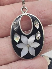 Alpaca Mexico Black Shell Inlay Flower Dangle Earrings Oval Abalone Pearl Boho