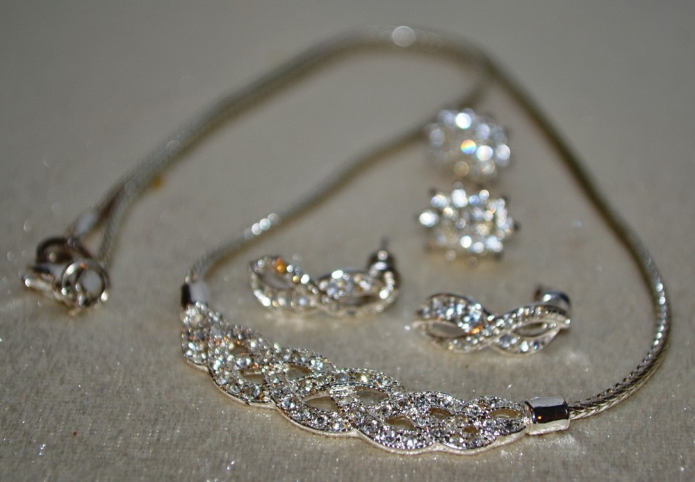 Vintage Signed Roman Necklace & Earrings – Silver Tone Diamond Look – Beautiful!
