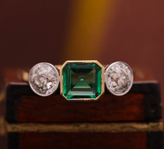 New by Heritage No Oil Emerald 3 Stone Old European Diamond Ring 2.45 ctw