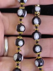 RARE: VINTAGE DE ROMA MILIFIORI 30IN VENETIAN GLASS NECKLACE WITH ORIGINAL TAG