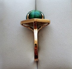 Vintage Designer Solid 14K Yellow Gold Malachite Cabochon Solitaire Ring 14kt