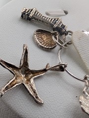 Vintage~**CHARM HOLDER & 7 CHARMS**~925 Sterling Silver~8.1 GRAMS~2.2″ Long