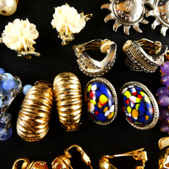 Vintage Clip On Earrings Lot 20 Pairs Retro Jewelry Floral Grape Cluster Enamel