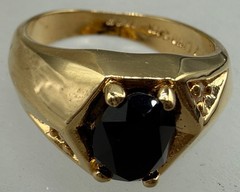VINTAGE ESTATE 24K GOLD PLATED BLACK CRYSTAL MEN WOMEN UNISEX RING SIZE 7