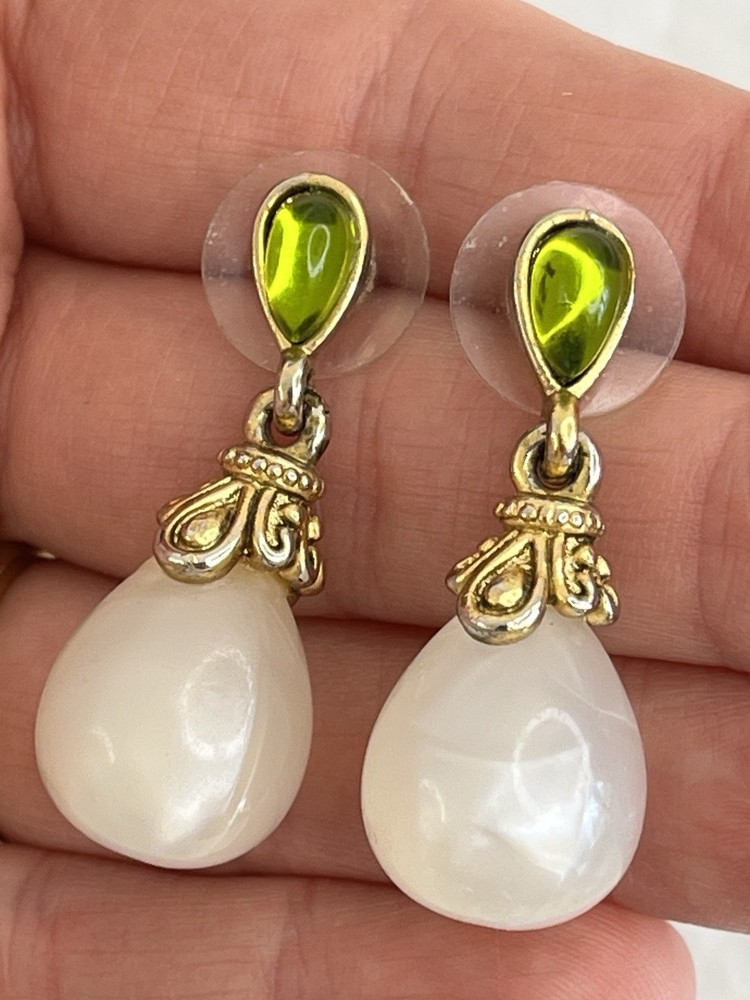 Vintage Faux Pearl Drop Earring with Green Accent