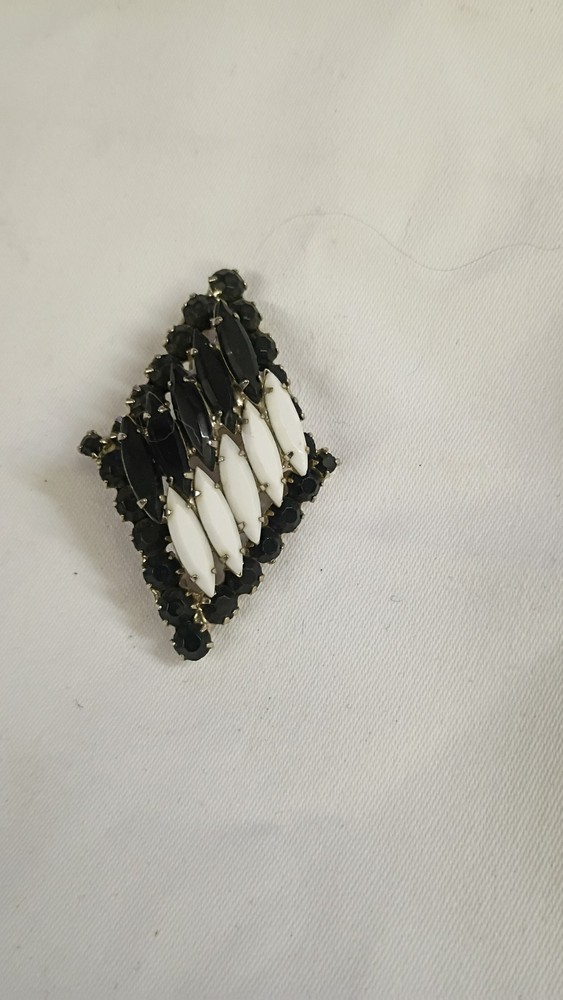 Vintage Black And White Navette Brooch Juliana D & E
