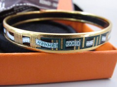 Vintage Hermes Paris Gold Enamel Bangle Bracelet with Box – Size 66 (KB-14)