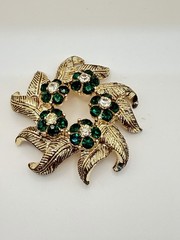 Vintage Rhinestone Brooch & Earrings Green Crystal Floral Gold Tone Demi-Parure