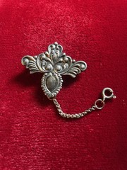Vintage Sterling chateline, 6 Grams, Stamped 925, Gorgeous!