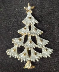 Vintage 90’s Gold Tone & Shimmering Silver Glitter Christmas Tree Pin / Brooch