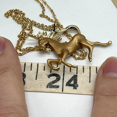 VTG Textured Gold-tone Unicorn Pendant necklace 24″ Fantasy Mythical