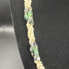 Elegant Vintage-Style Twisted Pearl – Gemstone Statement Necklace 19 Inches