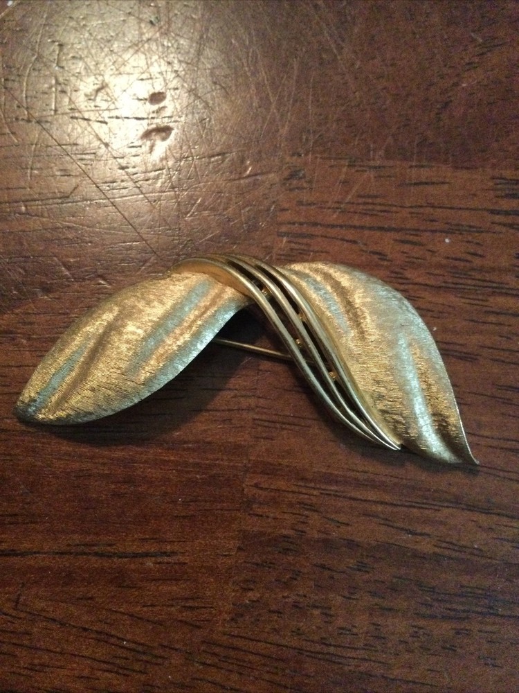 Gold Tone Trafari Elegant Double Leaf Brooch Pin Statement Piece