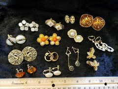 VINTAGE GOLDTONE LOT Assorted Clip-On Earrings SET/14 Pairs