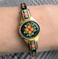 Vintage JAI 17 Jewels Peek A Boo Watch Elegant Floral Black Gold Swiss Made