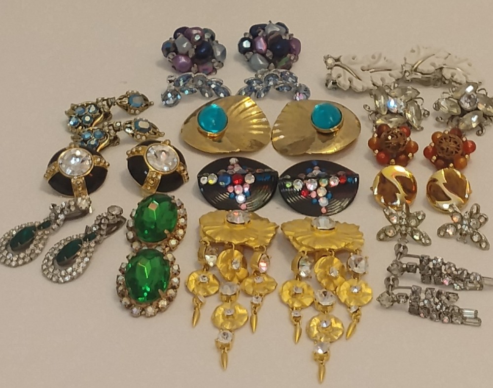 Vintage Earring Jewelry Lot Signed Unsigned Lots Of Rhinestones