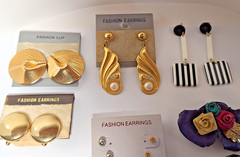Lot of 7 of Pairs Vintage Unbranded New Old Stock Fashion Earrings