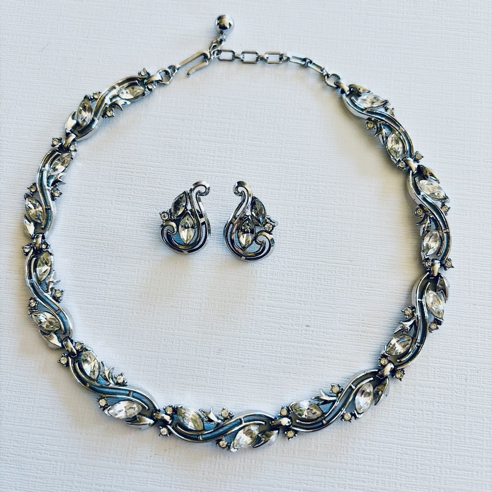 Vintage Crown Trifari Navette Rhinestone Necklace And Earring Set Signed Elegant