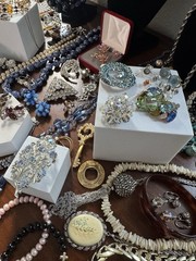 Antique Vtg to Now Rhinestone Costume Jewelry Lot 96+ Pcs Vendome Germany Silver