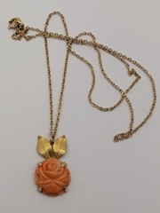 Krementz Carved Coral Rose Flower With Gold Tone Leaves Pendant On 17.75″ Chain.