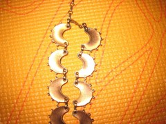 VINTAGE RENOIR COPPER NECKLACE W/ BLACK ENAMEL CRESCENT MOON LINKS