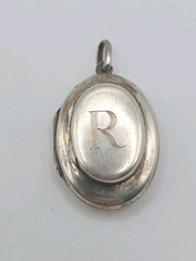 Vintage Sterling Silver 925 Monogram R Double Oval Locket Pendant 7.5g