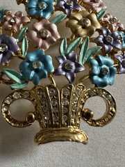 Vintage Gorgeous Enameled Flower Bouquet & Rhinestone Pot Brooch B2