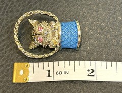 Gerry’s Vintage Kitten Cat Blue Enamel Basket Pin Pink Rhinestone Eyes Gold Tone