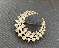 VINTAGE Crescent Moon BROOCH With Rhinestones Gold Tone 1-1/2” Beautiful Piece