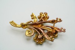 Vintage 8cm Gold Tone Green Rhinestone Flower Brooch Large JB39