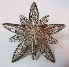 ANTIQUE WOMENS LARGE 800 SILVER FLOWER FILIGREE PIN BROOCH 60MM 9 grams